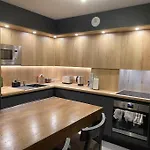 Superbe Appartement, Grande Terrasse Vue Et Montagne شقة