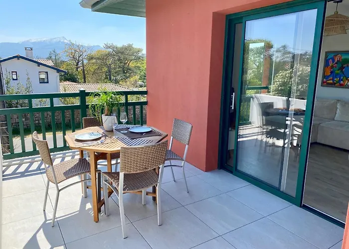 Superbe Appartement, Grande Terrasse Vue Et Montagne