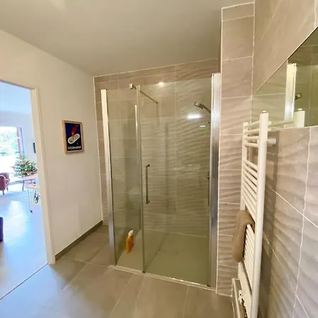 Apartment Superbe Appartement, Grande Terrasse Vue Et Montagne